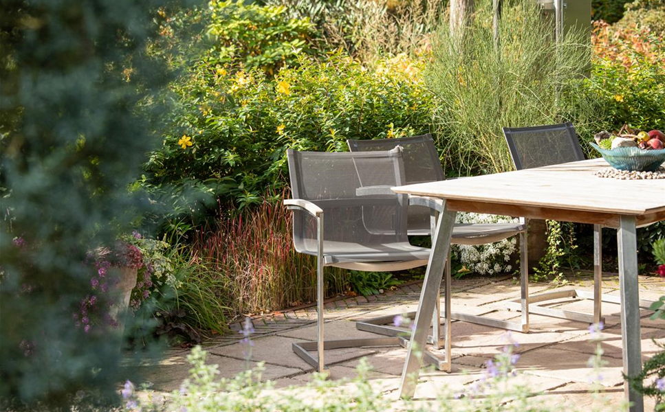 Modern und stilvoll - Gartenmöbel aus Metall und Kunststoff Modern und stilvoll - Gartenmöbel aus Metall und Kunststoff