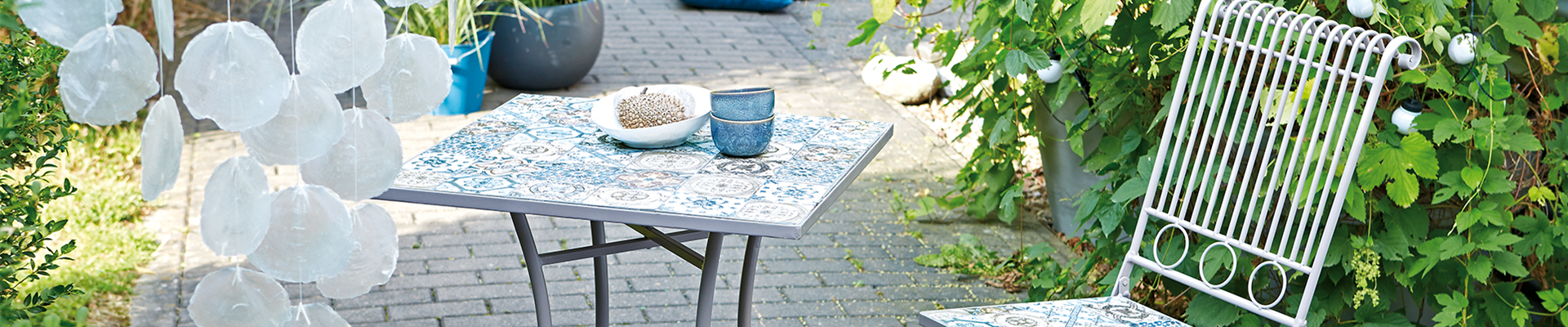 BLAUE BRISE IM GARTEN!